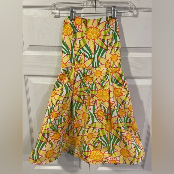 Robe Lilly Pulitzer Daffies Floral Wyatt - Taille 0/XS - Sans Bretelles, Ceinturée - Coton 100% - Occasion Très Bon état